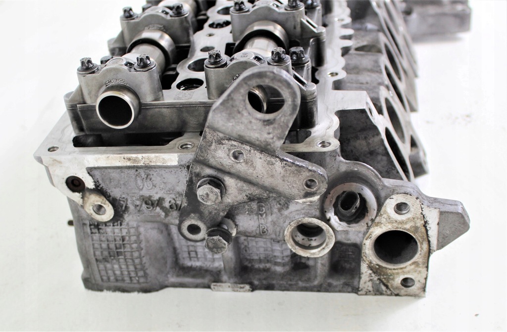 фото №12, Головка комплектная с распредвалы n47d20a bmw e60