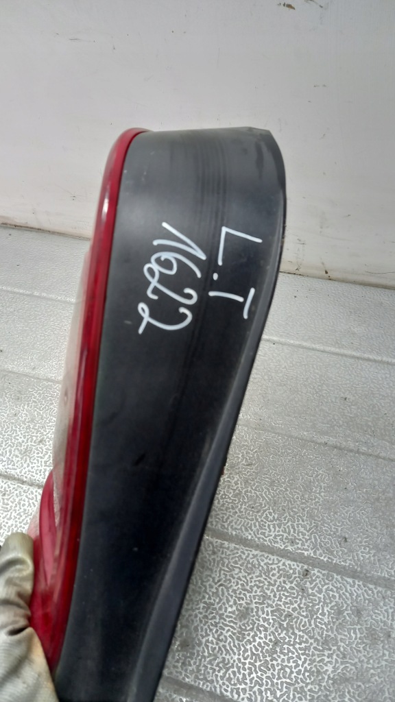 Лампа ліва задній mercedes benz a w168 99r Доставка