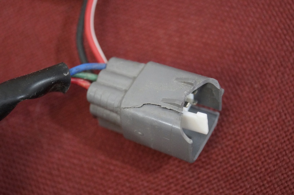 фото №5, Жгут штекер колодка лампы mitsubishi asx 10-21r