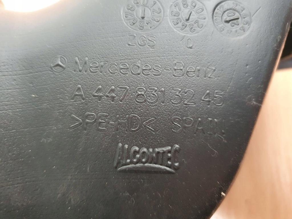 Впуск шланг обігрівача a4478312945 a4478312645 mercedes vito w447 комплект Зі Шроту