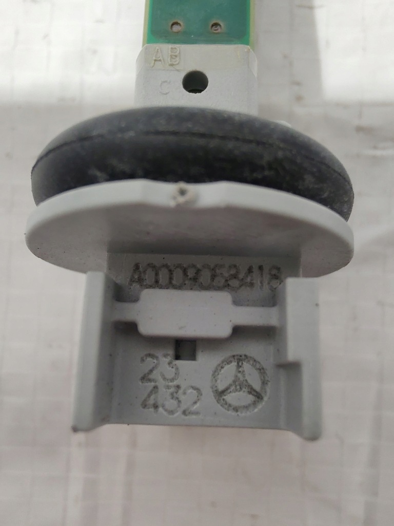 фото №6, Mercedes glc 254 c254 труба канал впуск правий датчик a0009058418 a2548311700