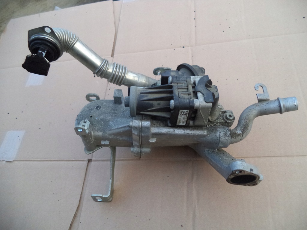 фото №1, C4 picasso ii 1,6e-hdi клапан egr 9802194080