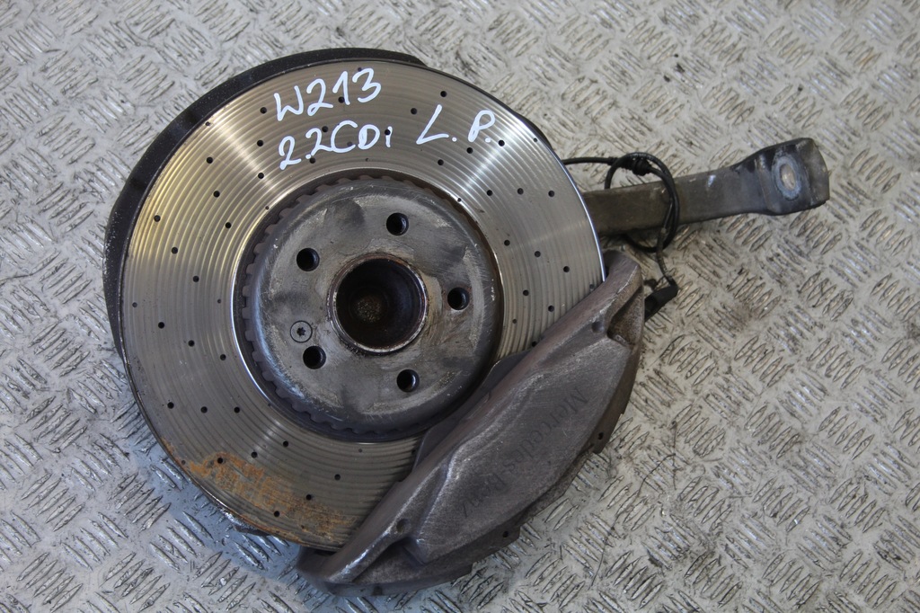 фото №1, Поворотний кулак лівий перед e-klasa w213