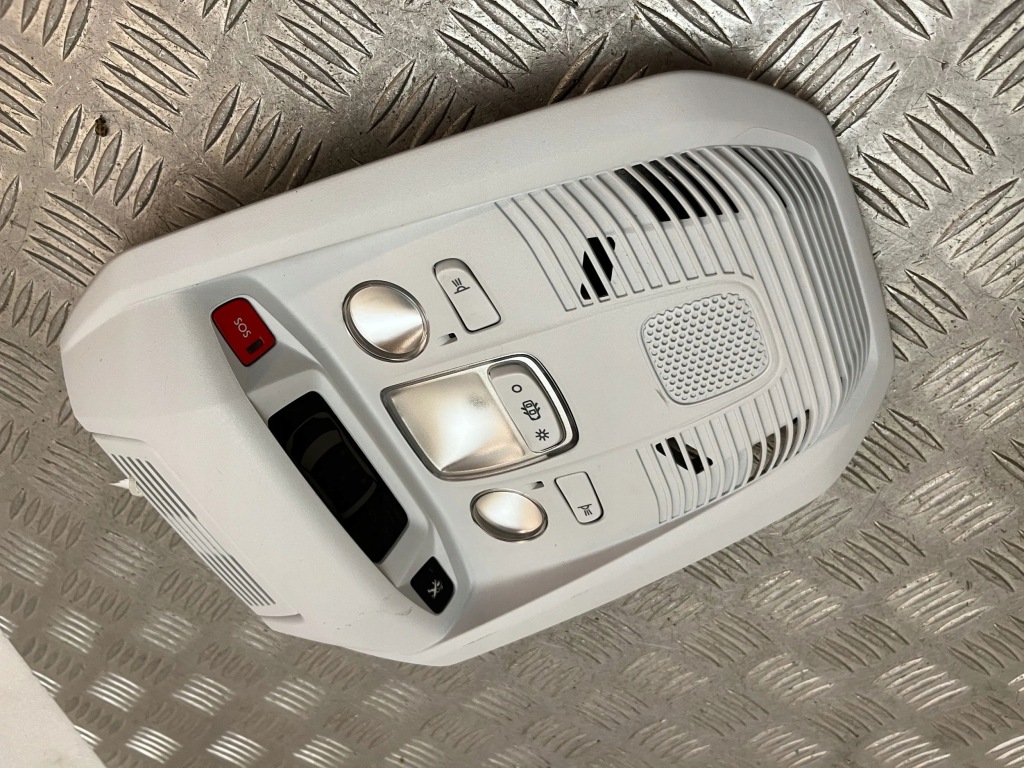 Peugeot 5008 2 лампа потолочная 9814584177 Киев