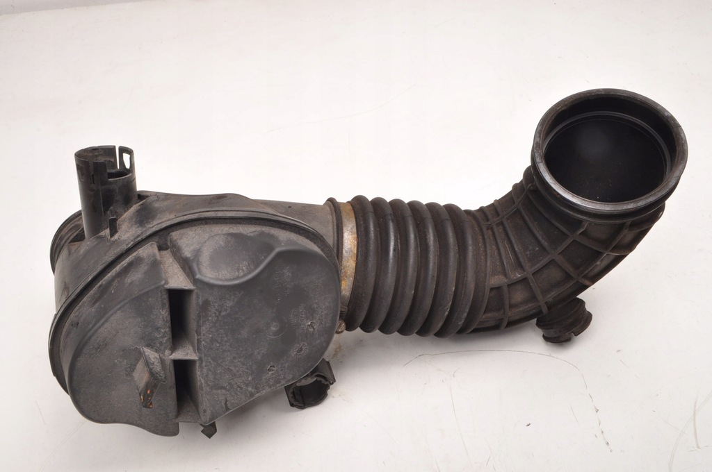 фото №6, Bmw f20 f21 1.5 d резонатор воздуха 8513961