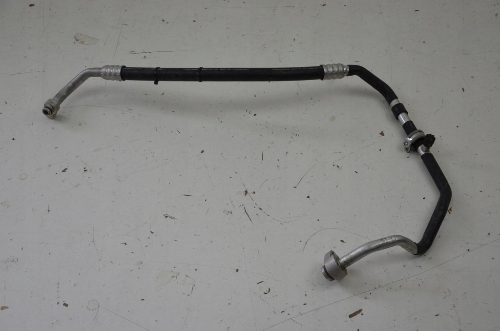 фото №1, Vw touareg 7p шланг кондиционера 7p6820744e