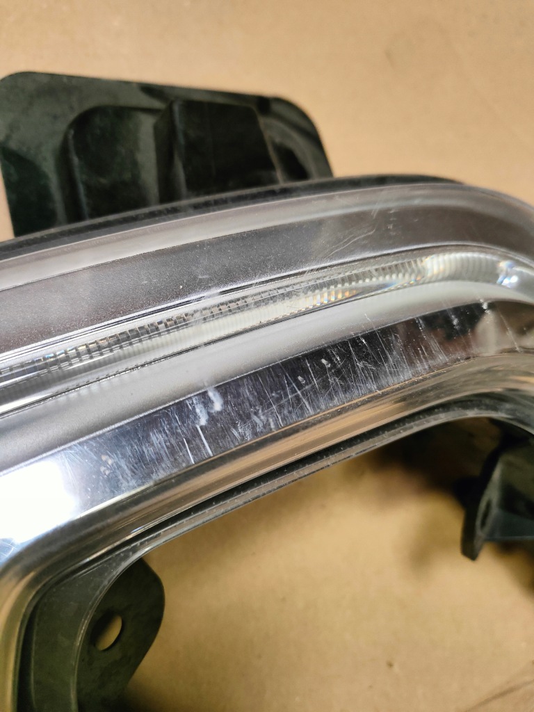 Купить Фонарь  к движение dziennej led captur 1 рестайлинг  2018r drl 266007846r