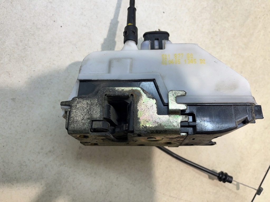 фото №5, Замок двері правий перед 5pin citroen c2 1.4 52187780