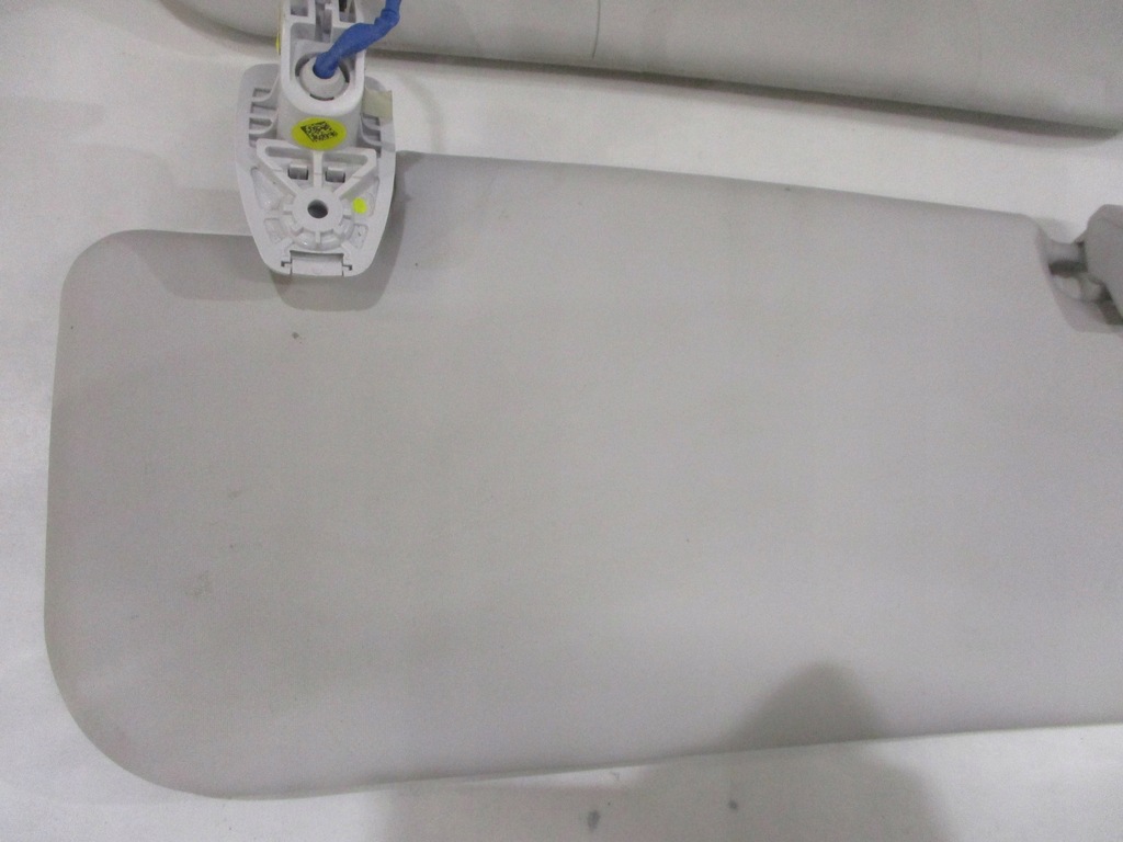 фото №10, Защита солнцезащитная козырёк правый козырёк fiat 500x