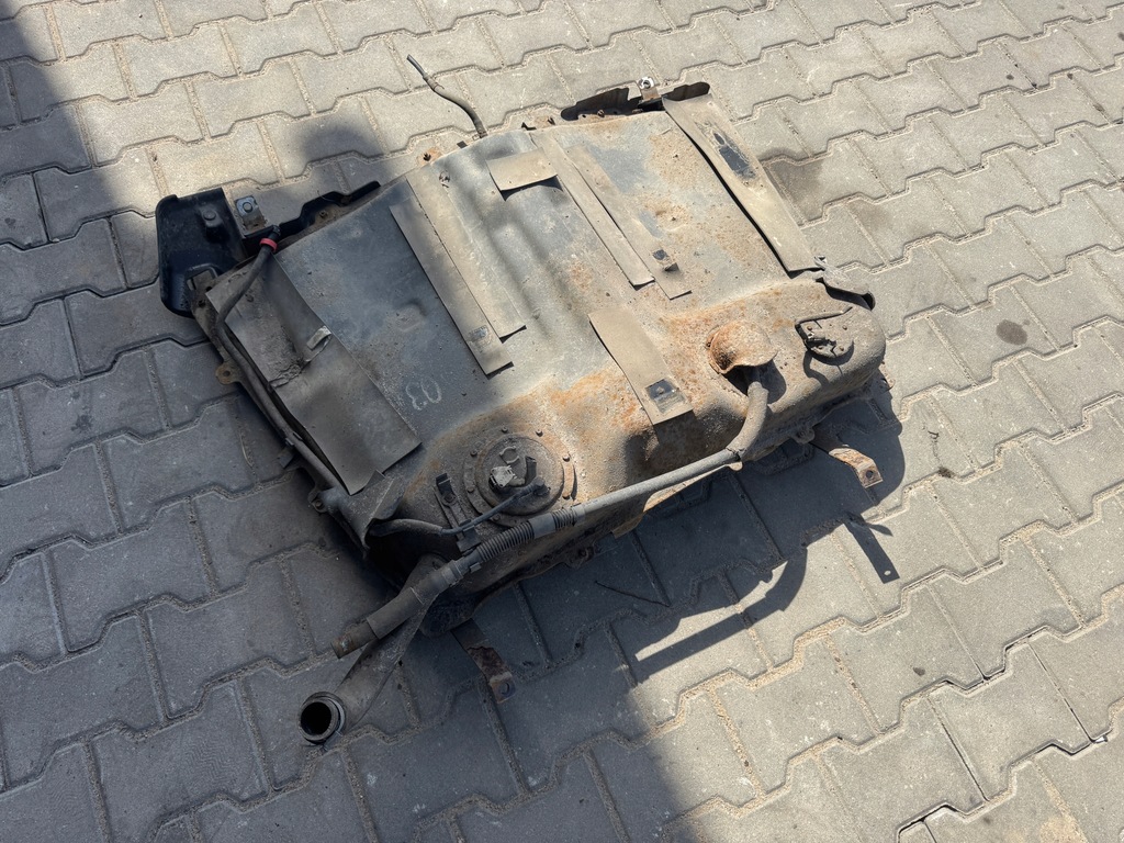 фото №1, Toyota rav4 2.0 vti 4x4 бак топлива