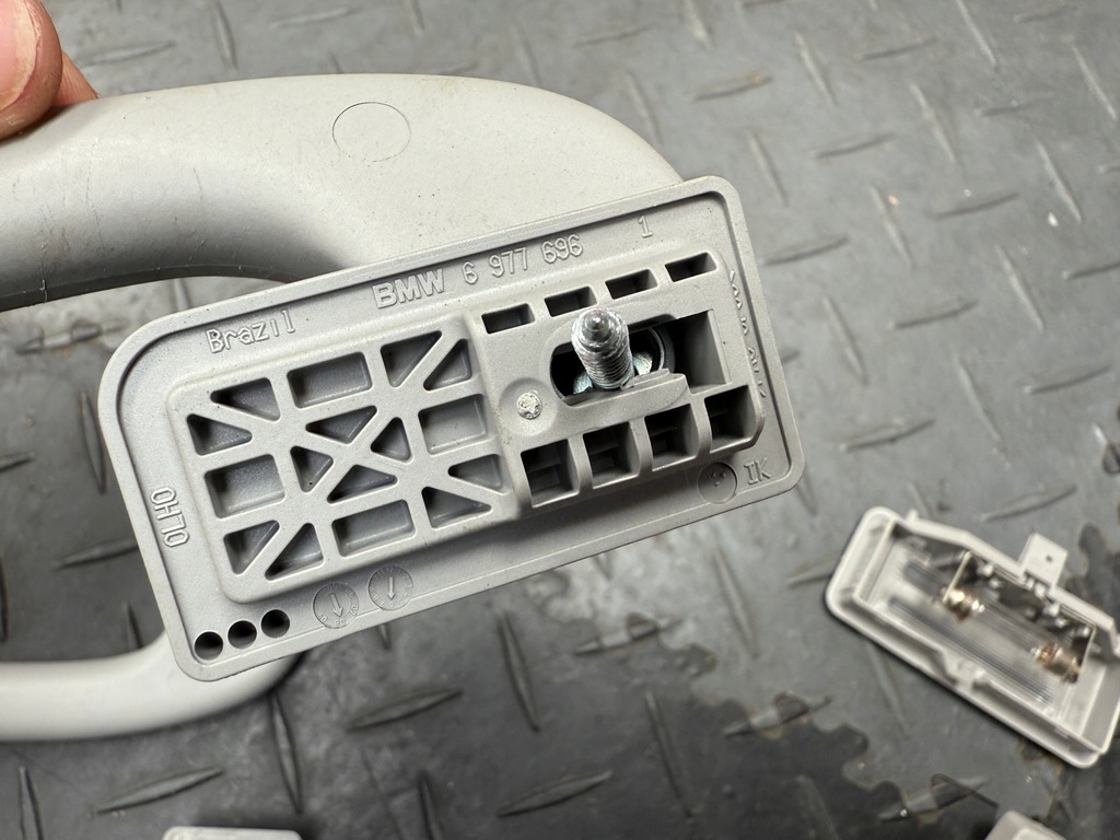 фото №6, Bmw x5 x6 e90 другое ручка лампа потолочный заглушка подушка безопасности набор