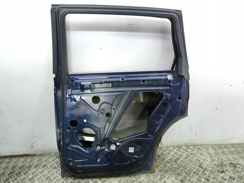 фото №13, Audi q7 4l 2008 правая сторона дверь задние