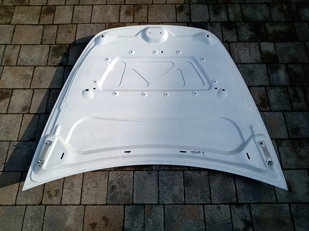 фото №3, Tesla y капот