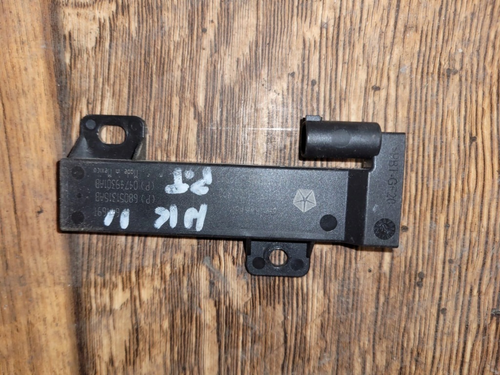 фото №1, Jeep grand cherokee wk 2 ii усилитель антенны