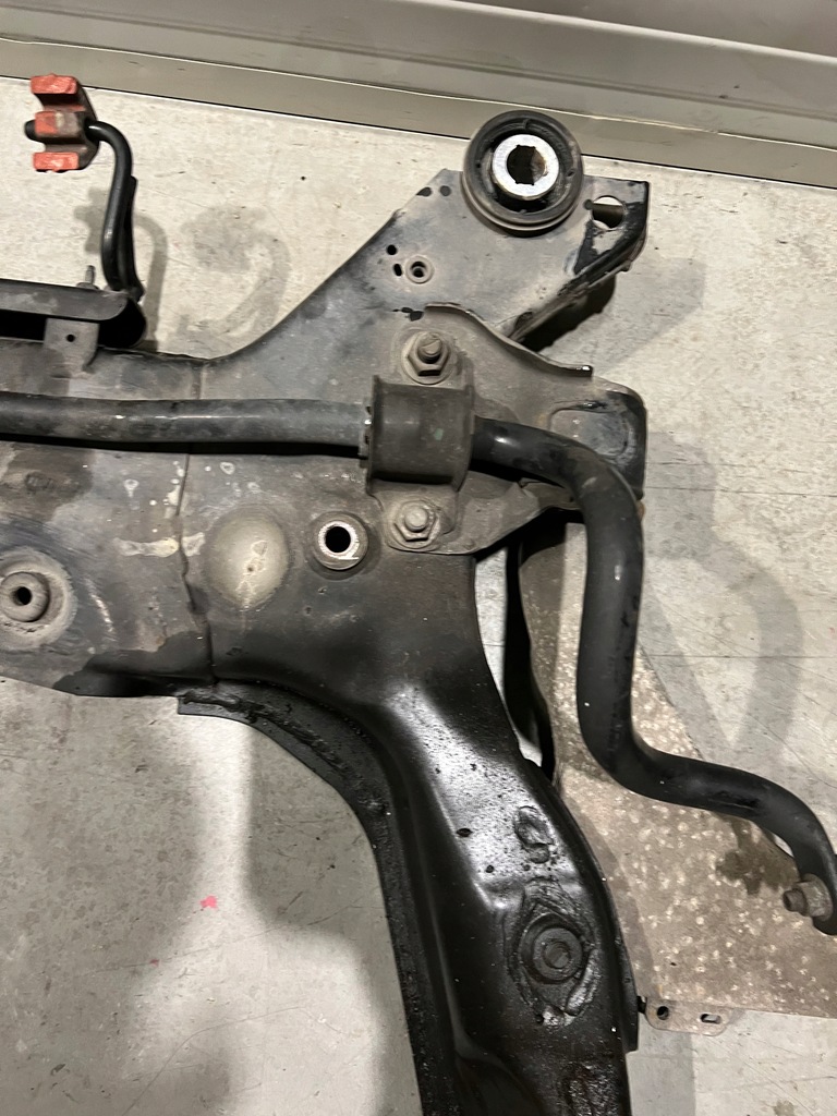 фото №6, Подрамник подрамник перед volvo s60 v60 i 2.0d автоматическая коробка передач