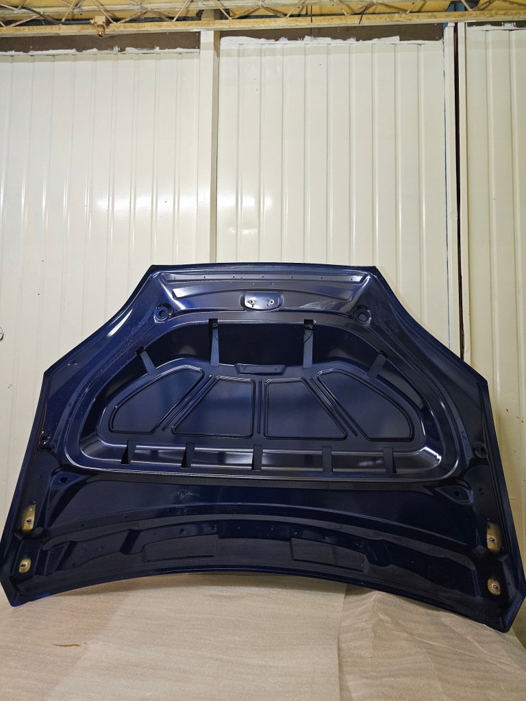 Tesla model x капот кришка двигуна перед 2015- в Україні