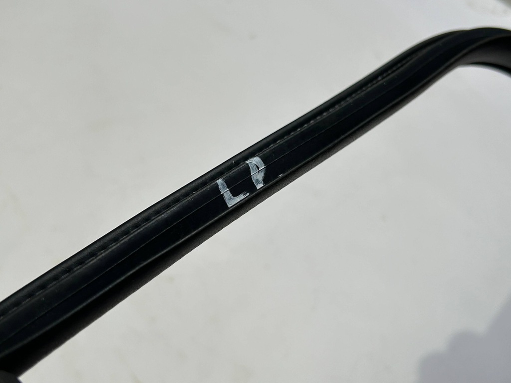 фото №7, Прокладка гумовий двері перед передніх лівих ліва subaru wrx vb 2022r-