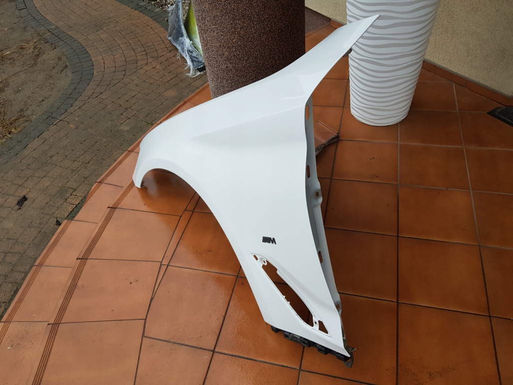 Bmw 5 g30 g31 17- крыло  левое  передний перед Киев