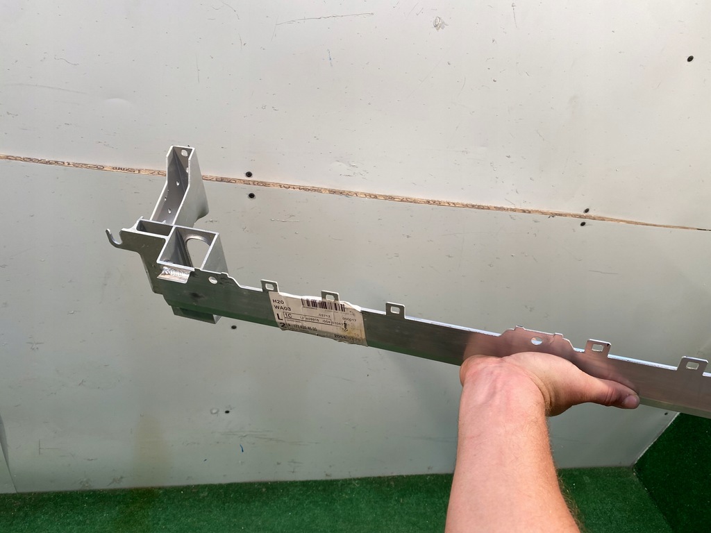 фото №7, Mercedes a klasa w177 177 cla 118 балка перед нижняя балка pod радиатор