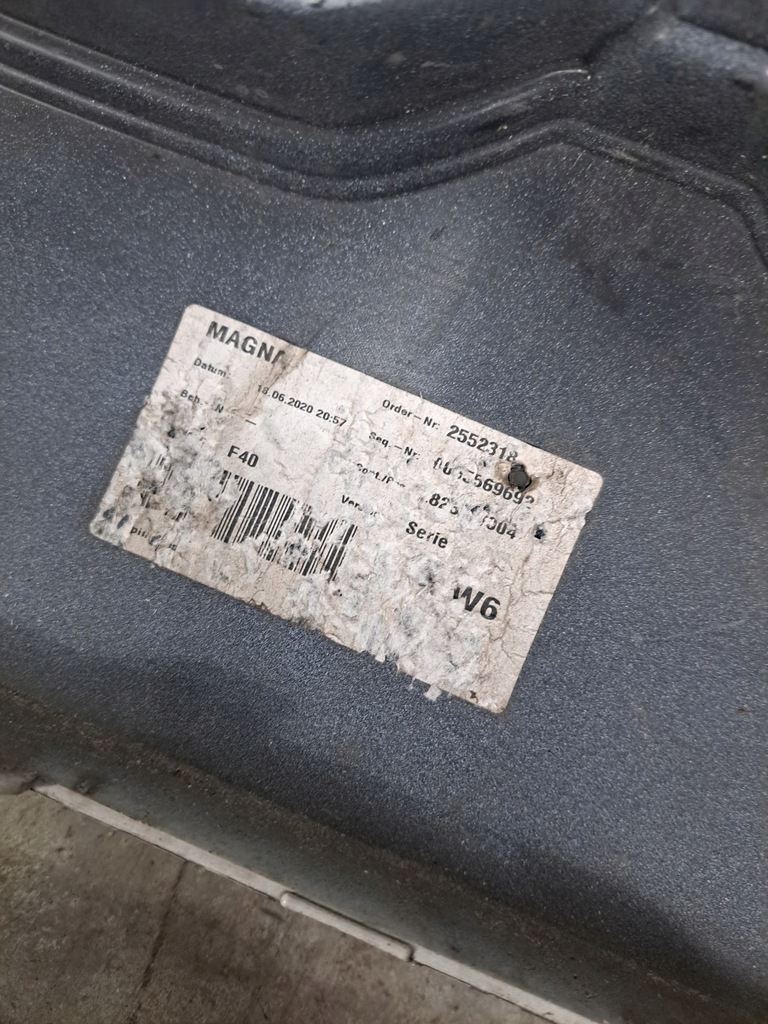 фото №10, Бампер перед передний bmw 1 f40 решётка