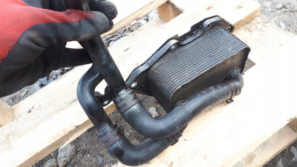 фото №9, S4 b8 радиатор радиатор масла 3.0 tfsi