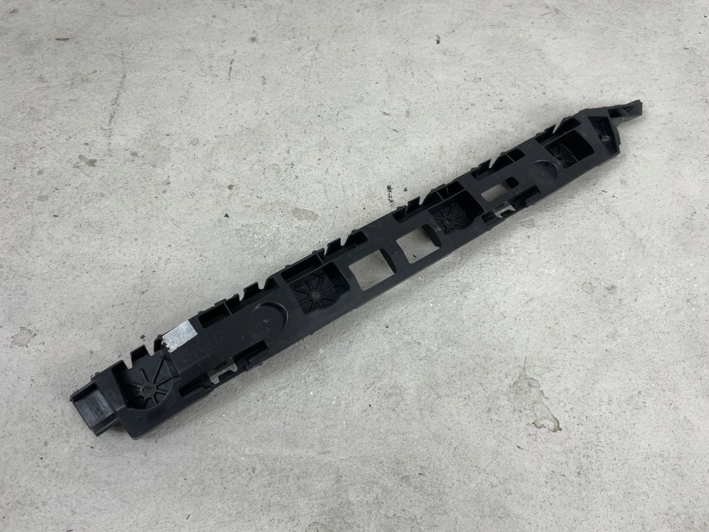 Направляющая бампера 3v9807394 задняя правый superb iii универсал в Украине