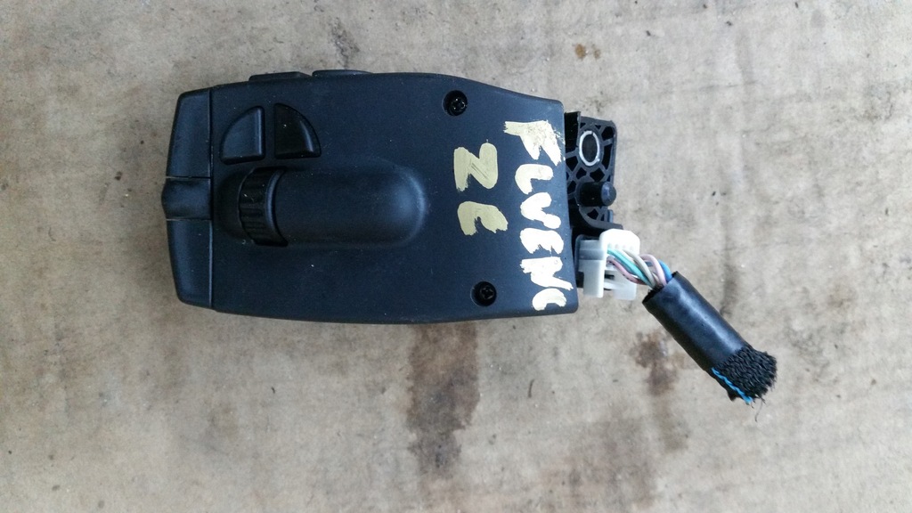 фото №3, Перемикач радіо renault fluence ze 255520009r