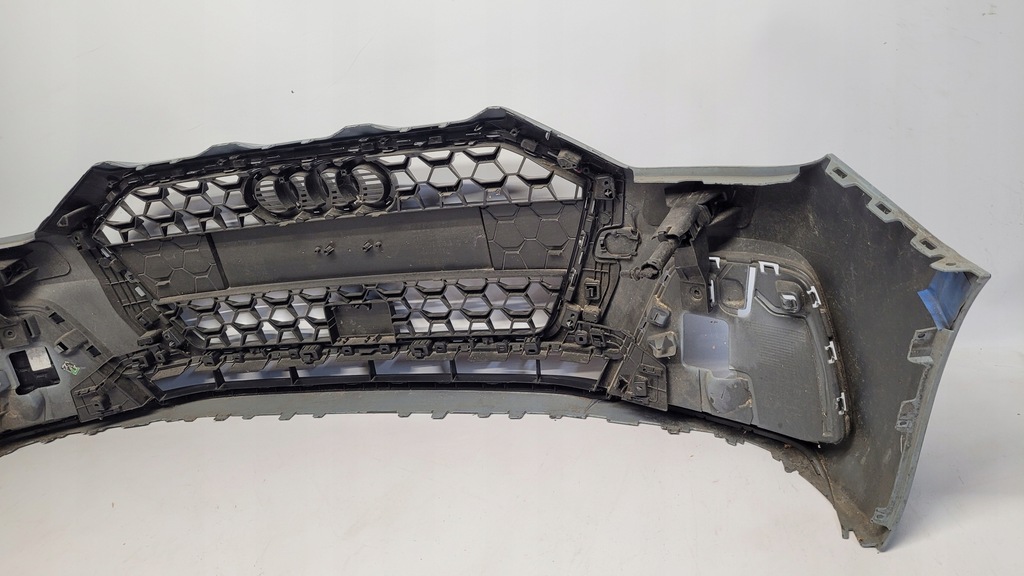 фото №7, Audi a1 82a 18r- бампер oryg.