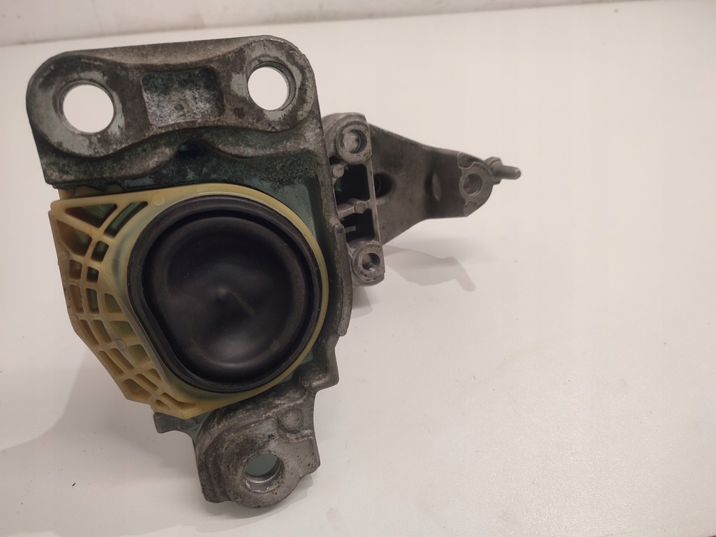 фото №6, Кронштейн подушка двигуна renault fluence 1.5 dci 2009-2020 кронштейн