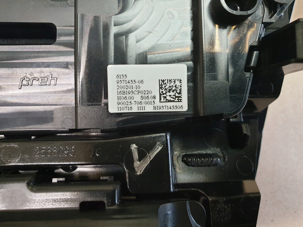 фото №13, Панель кондиціонера радіо навігація navi рамка bmw x1 f48 9371460 оригінальний номер europa