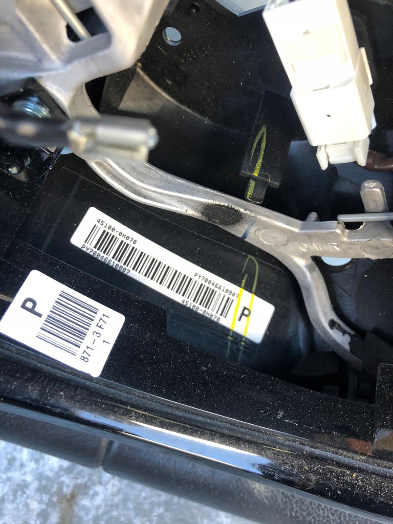 фото №9, Воздуховод aygo ii кожаный multi лепестки переключения