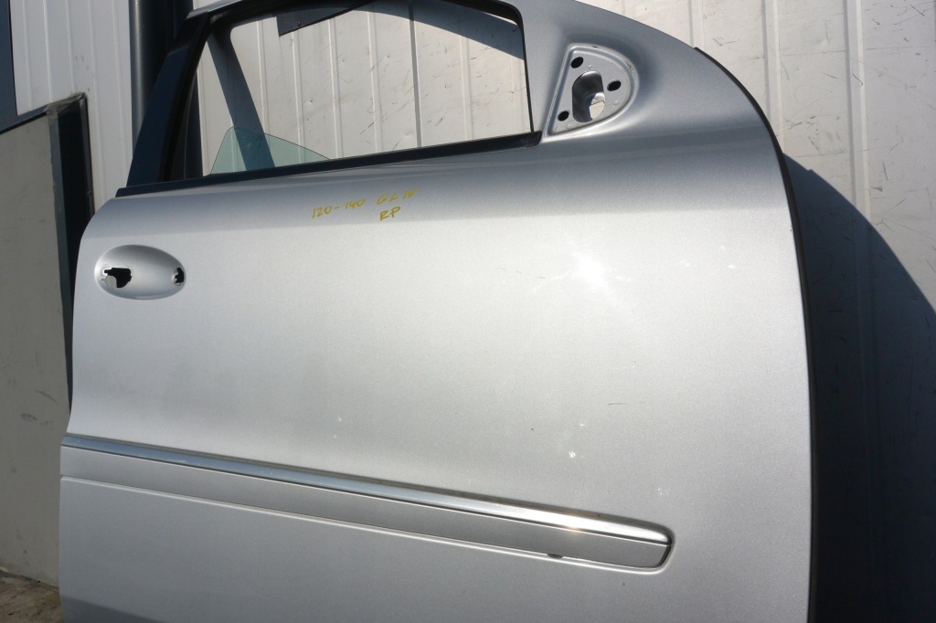 Mercedes gl ml 164 двері праве перед 775 колір Оригінал