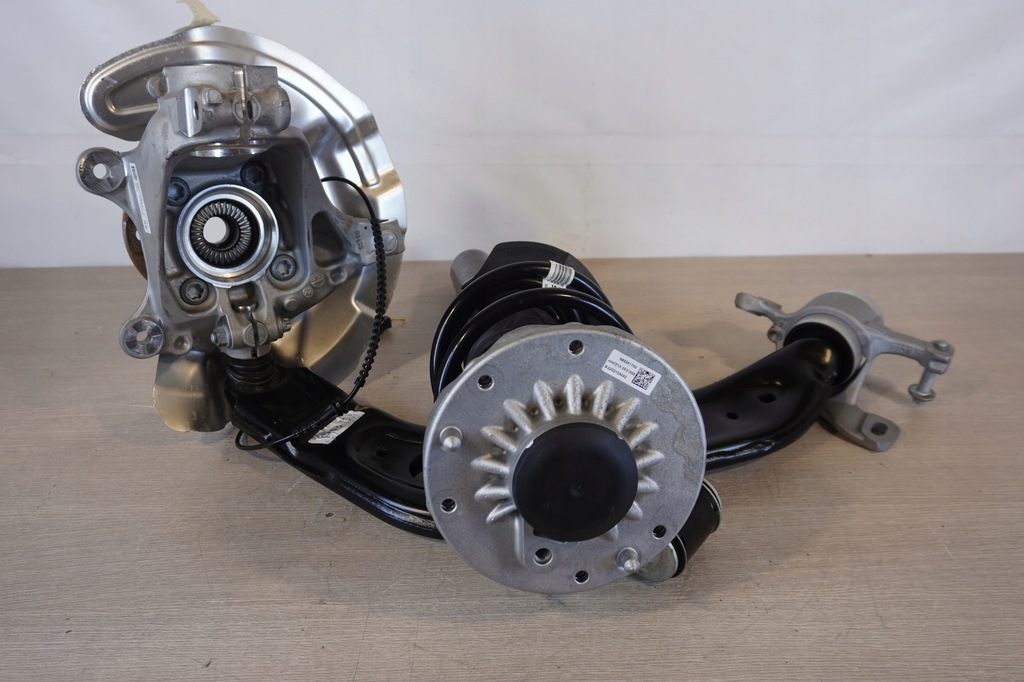 фото №7, Поворотний кулак важелі амортизатор bmw x1 f48 6886754 30km.