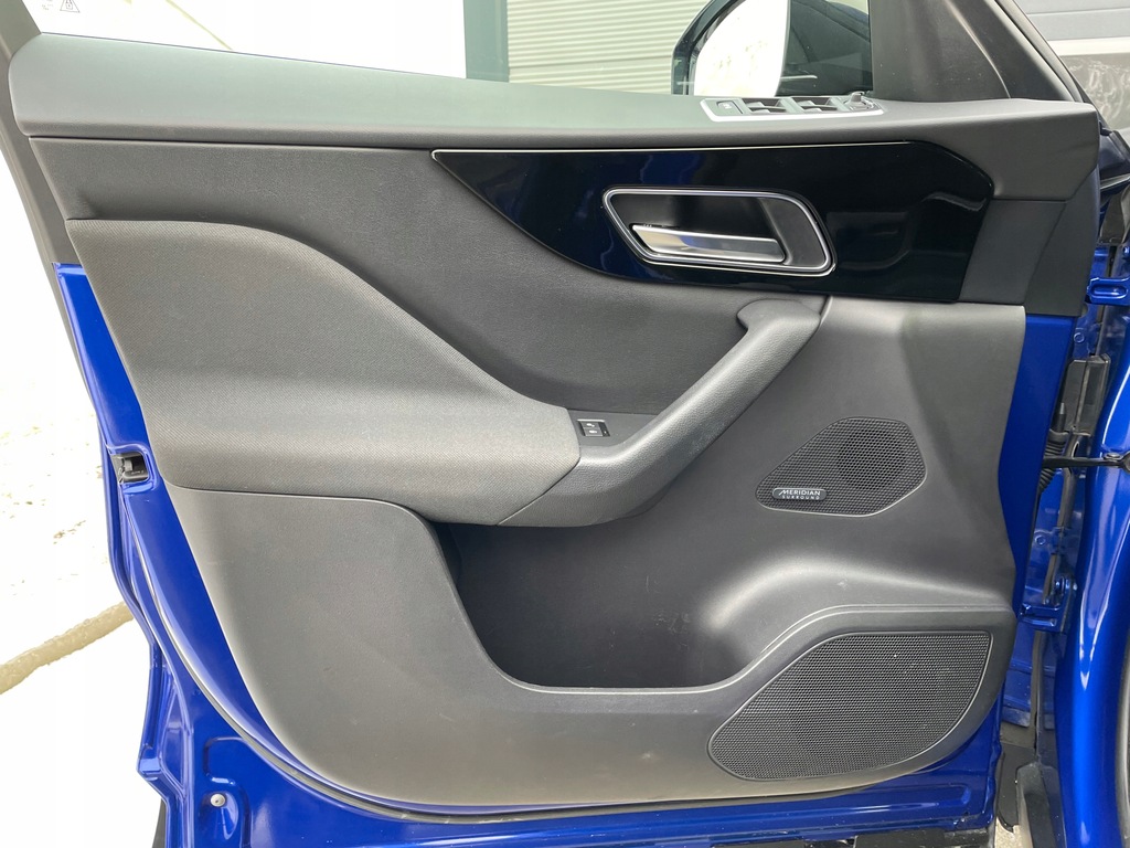 фото №9, Комплект салону jaguar f pace сидіння заднє сидіння обшивки 17r