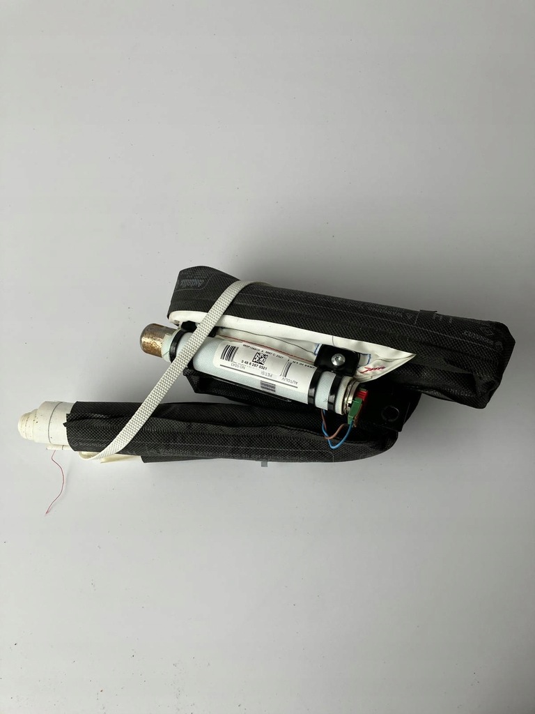 фото №1, Шторка безопасности левая scenic iii lift 985p10681r