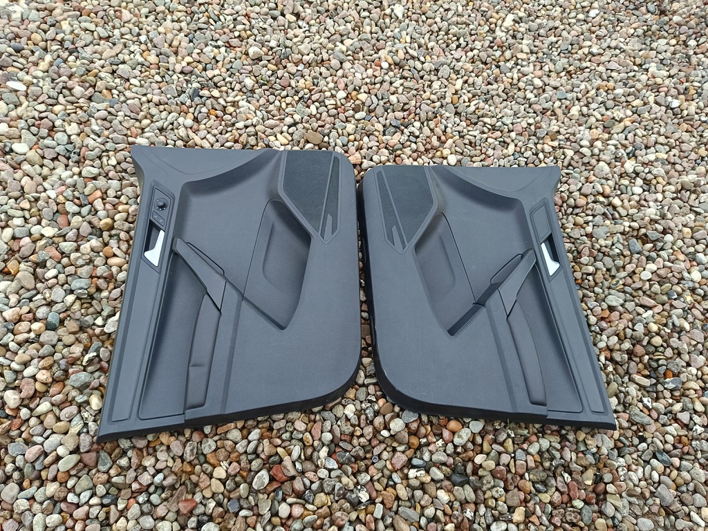 фото №1, Vw caddy iv обшивка дверь правый левый