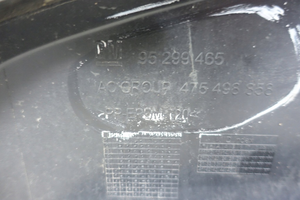 Opel mokka a 2012- бампер перед передній 95299465 Оригінал