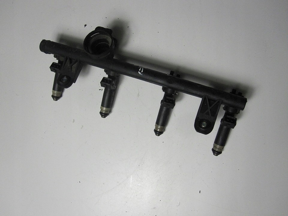 фото №7, Молдинг впрыскная renault clio ii 1.4