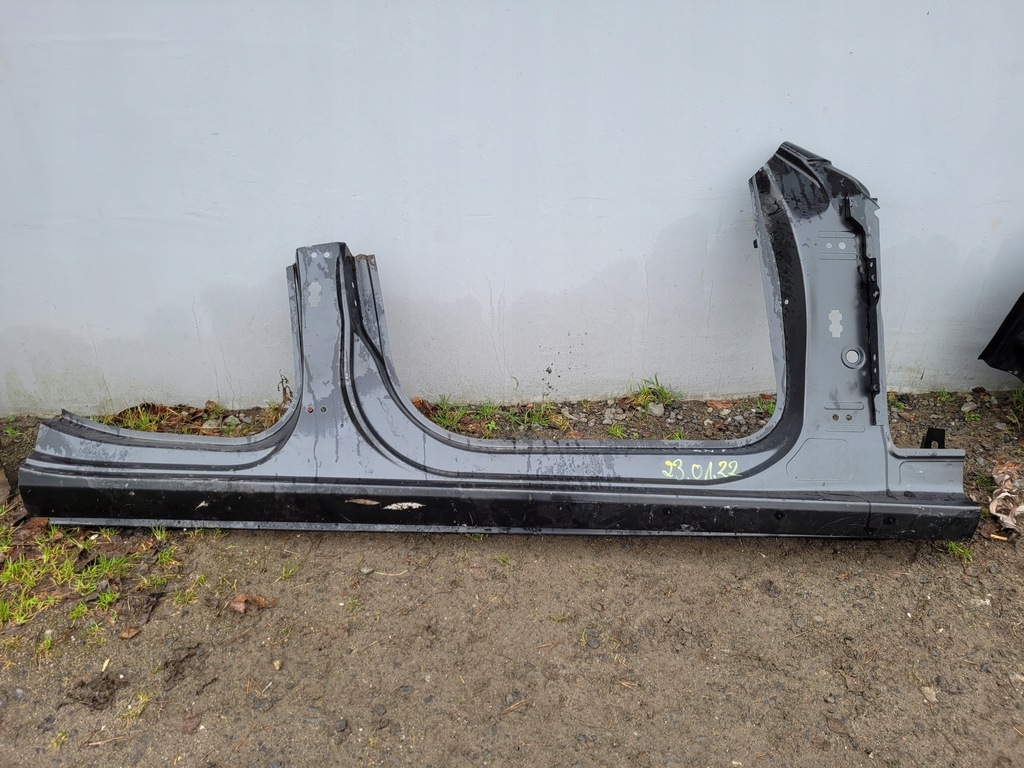 фото №1, Поріг блок двигуна audi a4 s4 b8