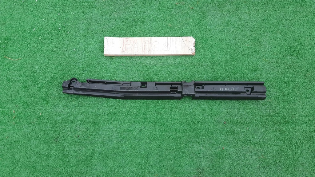 фото №1, Volvo v60 ii молдинг багажника правая 31462615