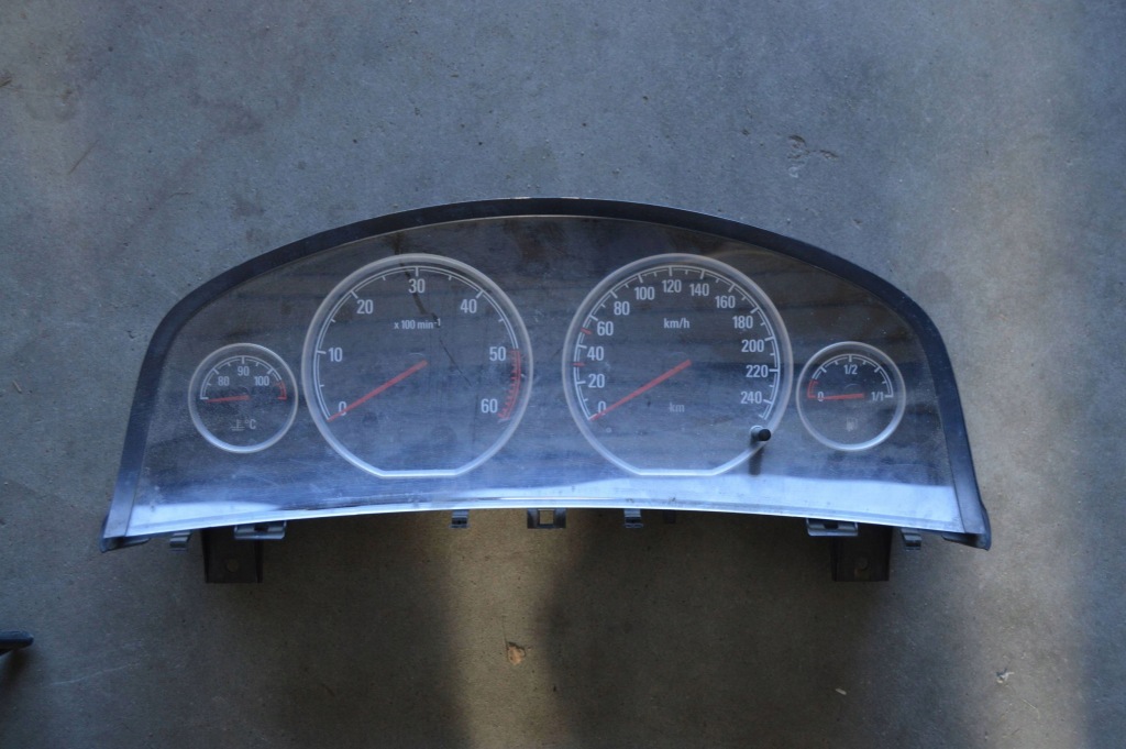 фото №1, Opel vectra c 13278724td счетчик / спидометр