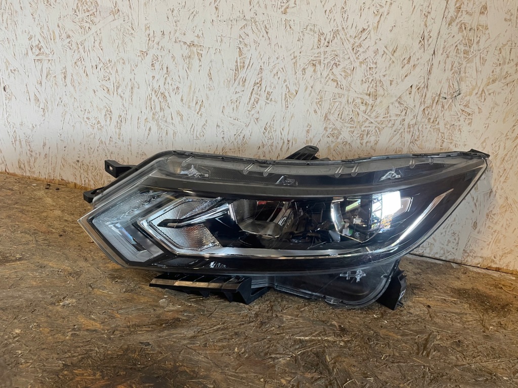Купить Nissan qashqai j11 рестайлинг  фара led + линза левая 10019009