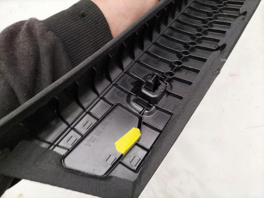 фото №5, Пластик защита стойка левая a mercedes w176 a1766900025