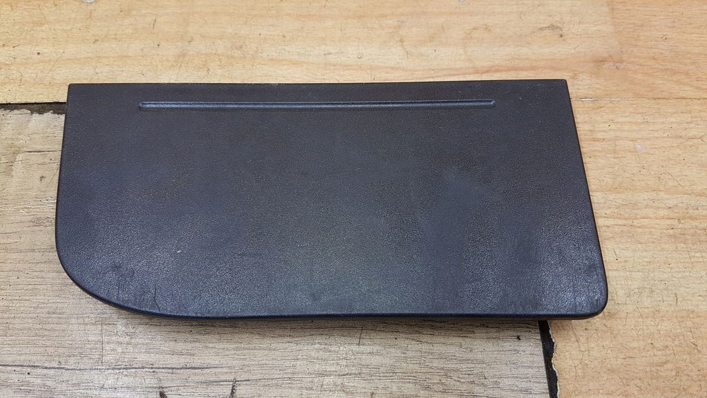 фото №1, Заглушка захист багажника vw golf v plus hb