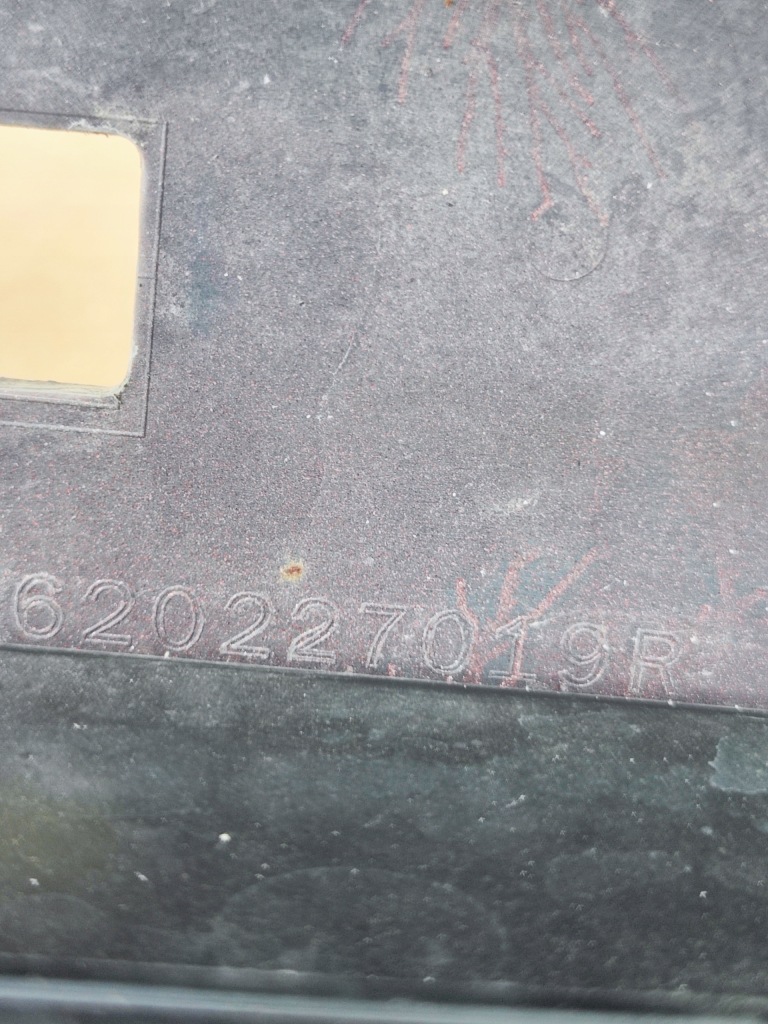 Бампер перед передний renault captur 1 1 рестайлинг  fl 2017- 620227019r с Разборки