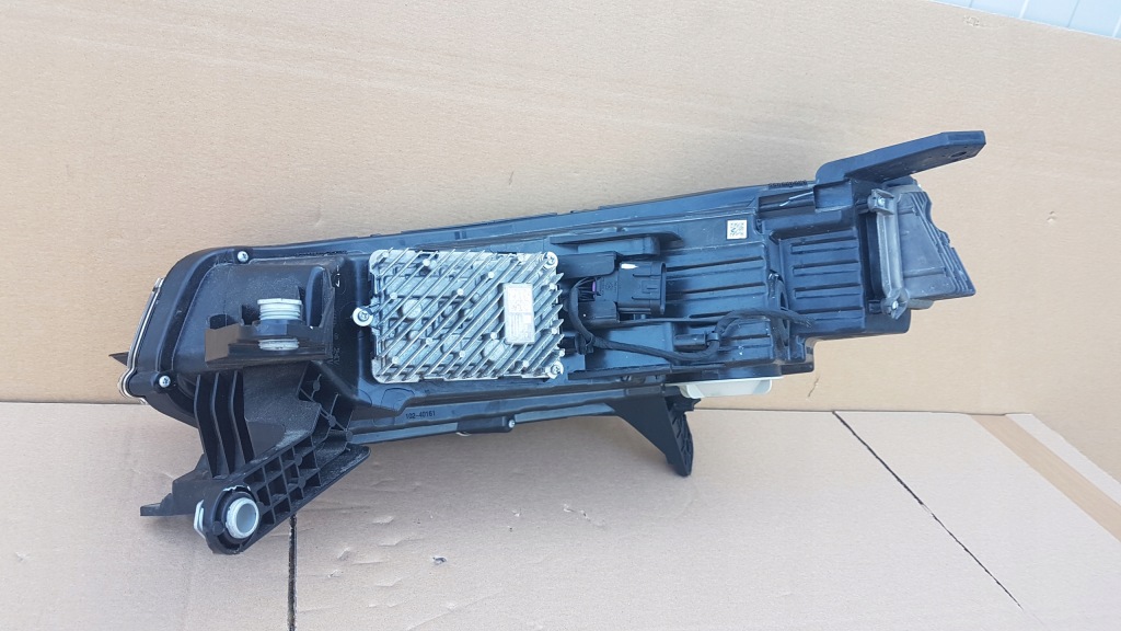 Лампа перед права mg marvel r ev full led 21- Київ