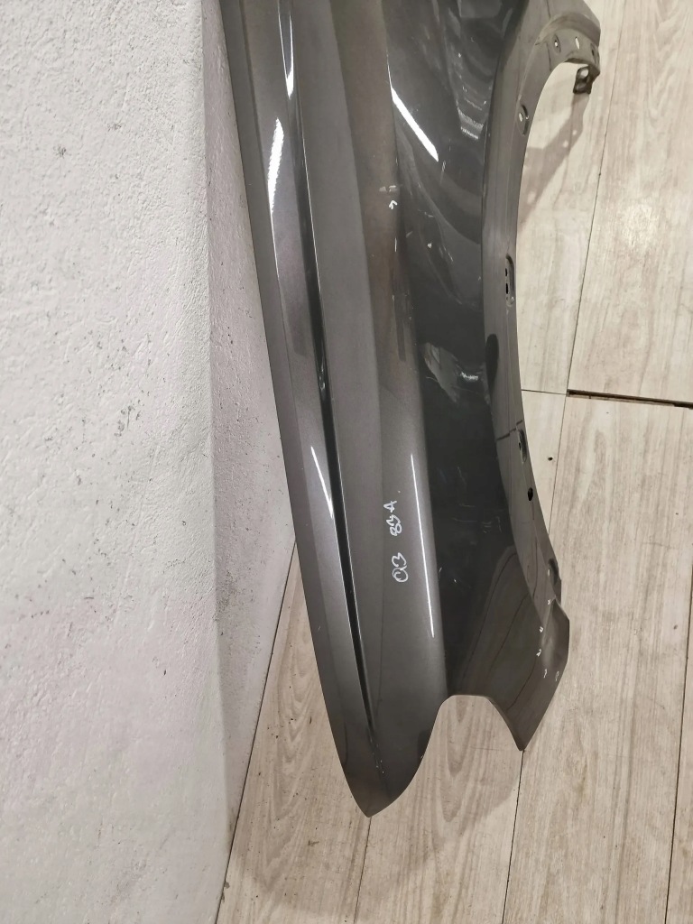 Audi q3 83a крило ліве перед оригінал Зі Шроту