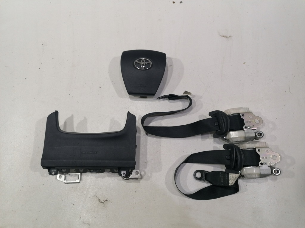 фото №1, Toyota prius 4 iv usa kanada подушка безопасности подушки безопасности ремни