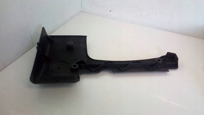 Кришка двигуна volkswagenpolo iii 1,6b 032103935a Недорого