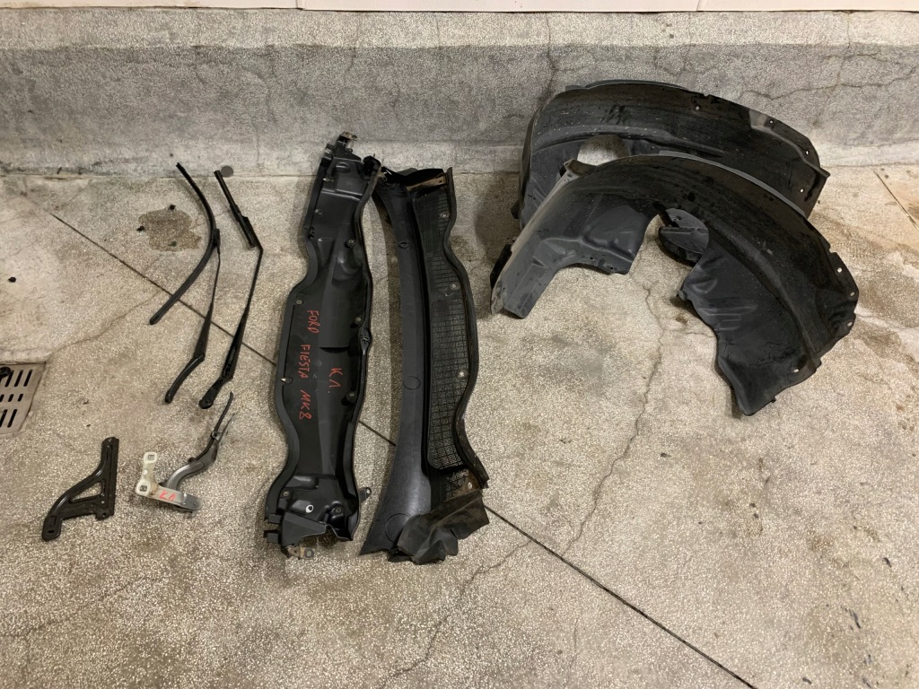 фото №11, Ford fiesta mk8 kompletny перед радіатор бампер капот крила